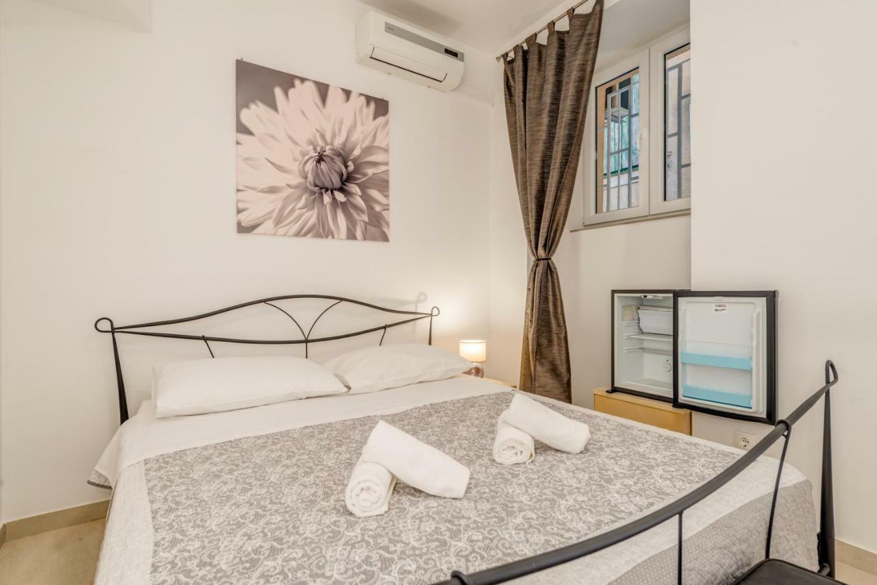 Porta Adriatica Bed & Breakfast สปลิท ภายนอก รูปภาพ