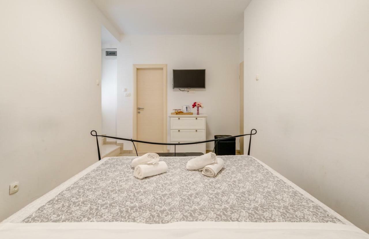 Porta Adriatica Bed & Breakfast สปลิท ภายนอก รูปภาพ